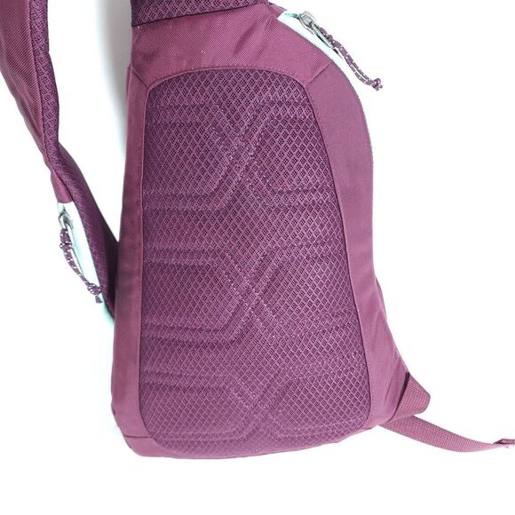 Patagonia Atom 8L Purpl Blue Hiking Sling Shoulder Snap Crossbody Backpack Bag - Picture 8 of 12